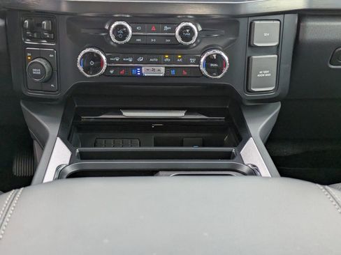 New 2025 Ford F250 Lariat image 23