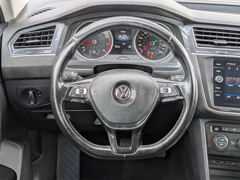 Used 2019 Volkswagen Tiguan SE AWD/4WD image 24