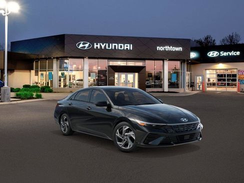 New 2026 Hyundai Elantra SEL Sport Premium FWD image 2