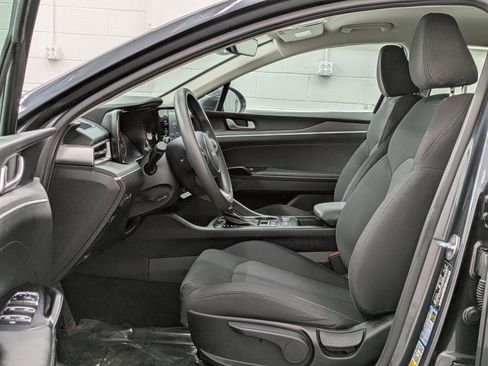 Used 2023 Kia K5 LXS image 3