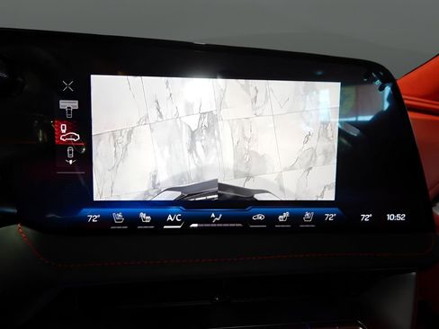 Used 2026 Chevrolet Corvette Stingray Premium Conv w/ Z51 Performance Package image 26