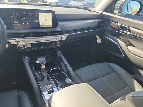 New 2025 Kia Telluride EX w/ EX Captain's Chair Package image 13