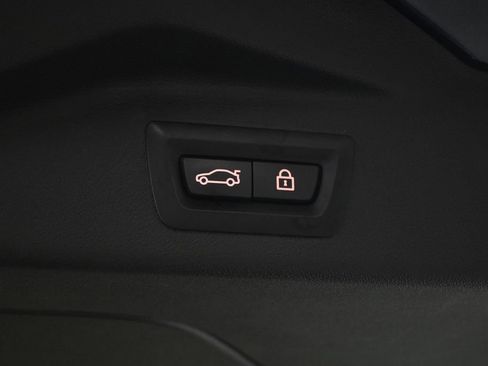 Certified 2023 BMW X7 xDrive40i w/ Premium Package image 40