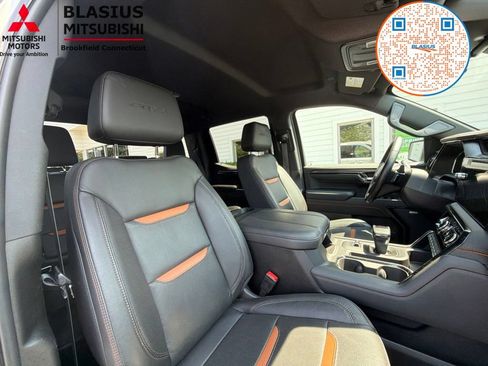 Used 2023 GMC Sierra 1500 AT4 w/ Technology Package AWD/4WD image 49