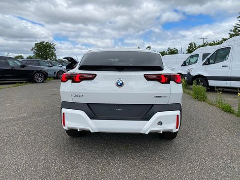 New 2026 BMW X2 xDrive28i w/ Convenience Package AWD/4WD image 3