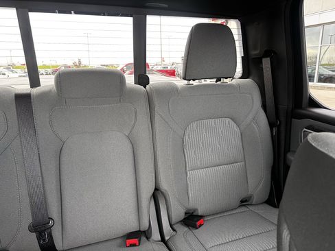 Used 2023 RAM 1500 Big Horn AWD/4WD image 14