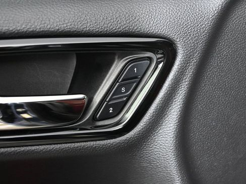 Used 2021 Dodge Durango R/T w/ Blacktop Package image 21