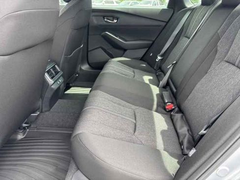 Used 2025 Honda Accord Sport image 21
