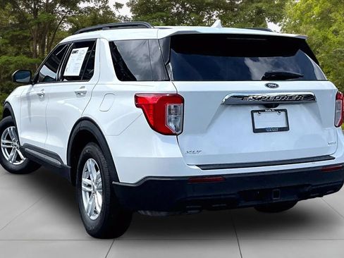 Used 2020 Ford Explorer XLT w/ Class III Trailer Tow Package RWD image 12