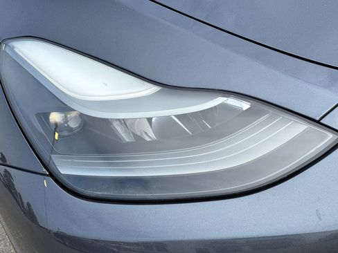 Used 2022 Tesla Model Y Performance AWD/4WD image 11