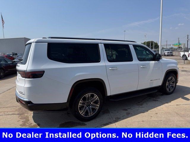 Used 2024 Jeep Wagoneer L Series II w/ Flexible Seating Group RWD image 3