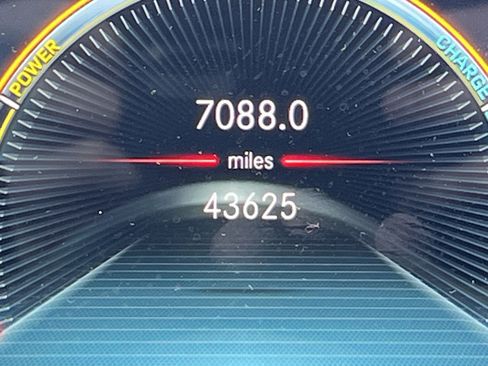 Used 2023 Mercedes-Benz GLE 53 AMG 4MATIC Coupe image 22