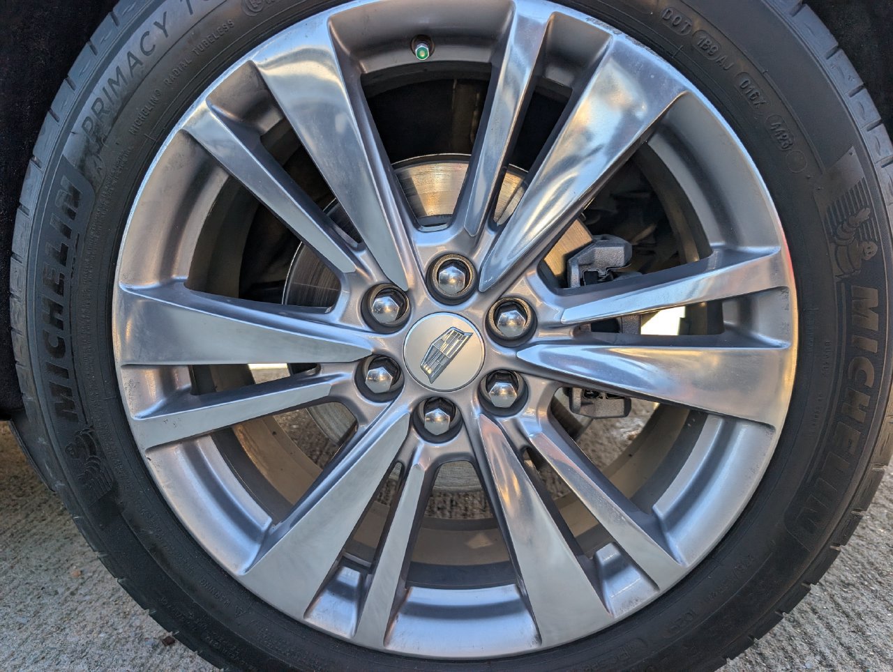 Used 2024 Cadillac XT6 Premium Luxury FWD image 7