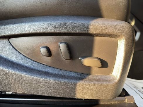 Used 2015 GMC Sierra 3500 Denali w/ Duramax Plus Package image 24