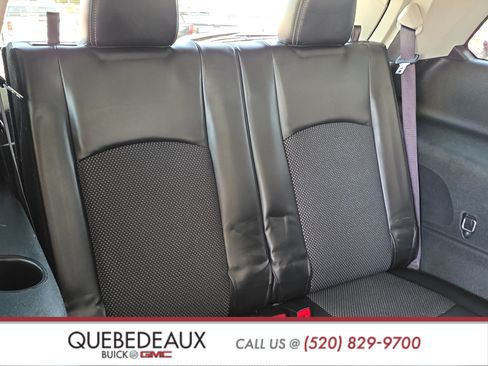 Used 2018 Dodge Journey Crossroad w/ Driver Convenience Group FWD image 25
