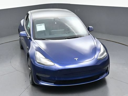 Used 2023 Tesla Model 3 Standard Range RWD image 41