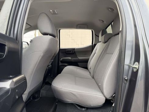Used 2020 Toyota Tacoma SR5 image 24