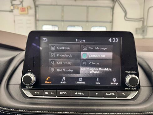 Used 2021 Nissan Rogue S AWD/4WD image 28
