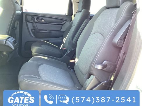 Used 2015 Chevrolet Traverse LT image 16