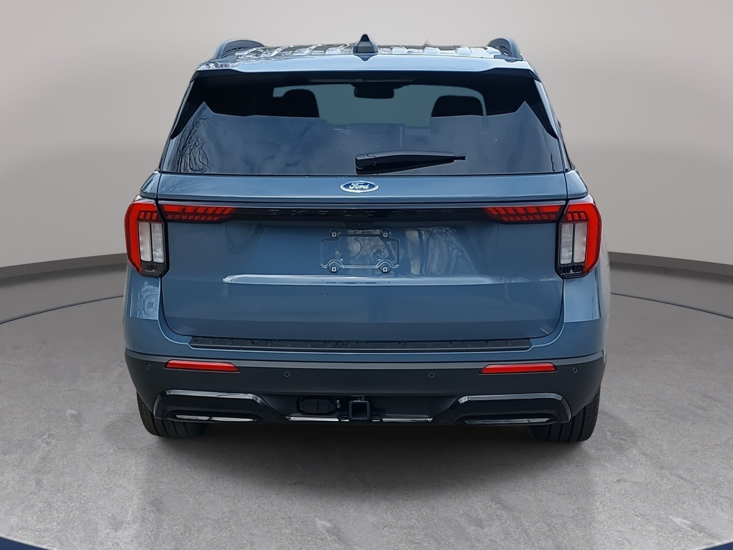 New 2026 Ford Explorer ST-Line w/ ST-Line Street Pack RWD image 6