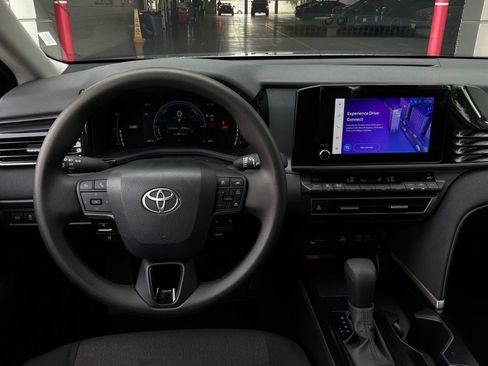 Used 2026 Toyota Camry LE FWD image 14