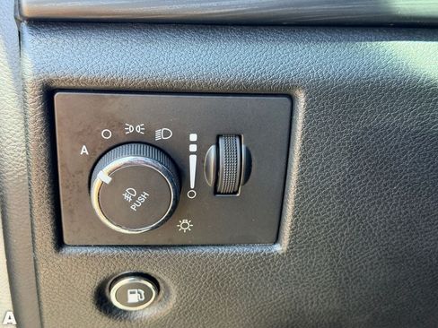 Certified 2022 Jeep Grand Cherokee Laredo X AWD/4WD image 19