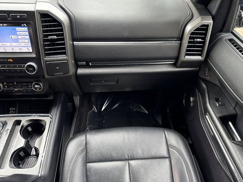 Used 2019 Ford Expedition XLT w/ Equipment Group 202A image 30