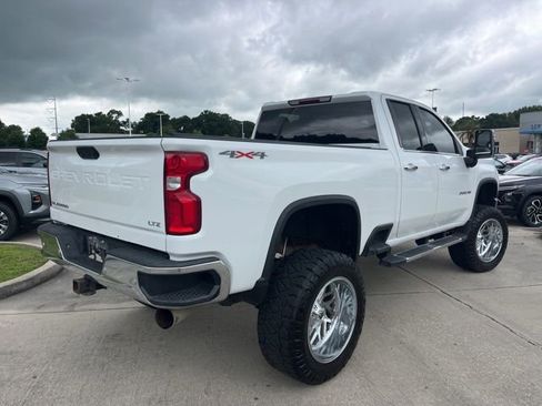 Used 2022 Chevrolet Silverado 2500 LTZ w/ Safety Package AWD/4WD image 9