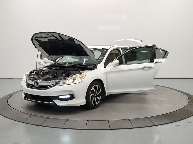 Used 2017 Honda Accord EX-L image 12