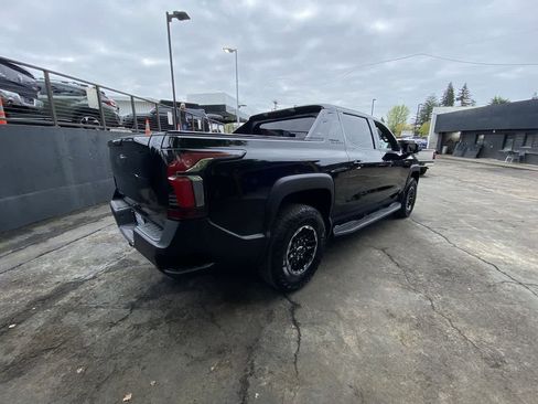 Used 2026 Chevrolet Silverado EV Trail Boss AWD/4WD image 6