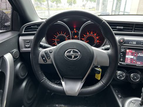 Used 2014 Scion tC FWD image 15