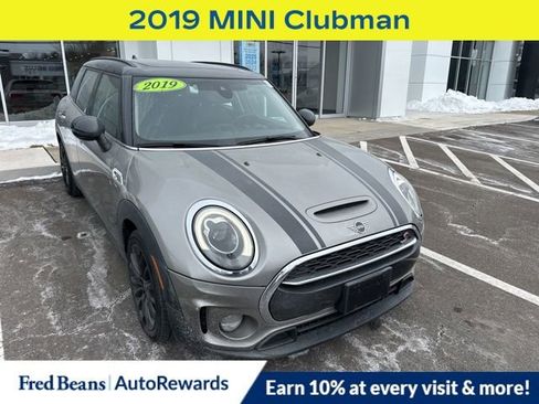 Used 2019 MINI Cooper Clubman S image 1
