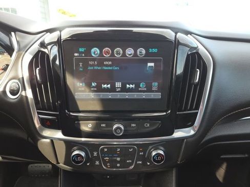 Used 2019 Chevrolet Traverse LT w/ LT Premium Package image 34