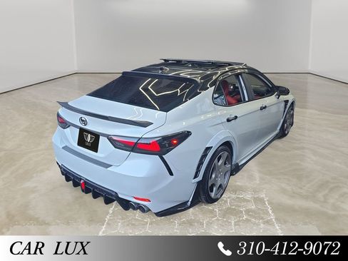 Used 2022 Toyota Camry XSE FWD image 18