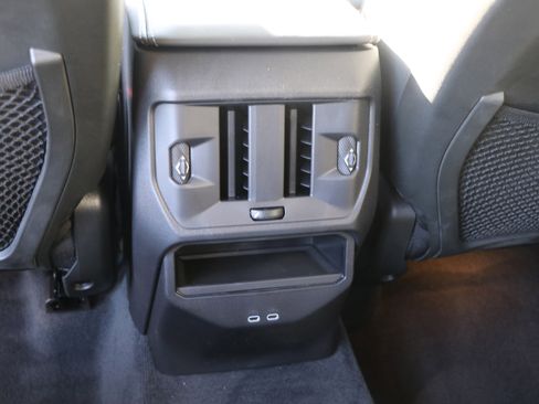 Certified 2025 BMW X3 xDrive30i w/ Convenience Package image 32