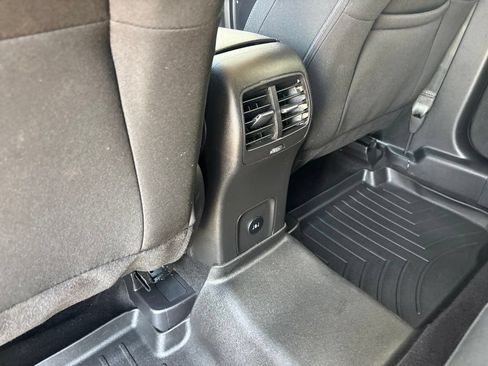 Used 2024 Ford Escape Active AWD/4WD image 27