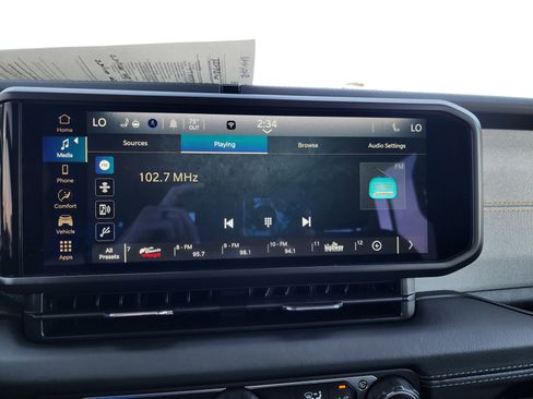 Used 2024 Jeep Wrangler Sahara image 24