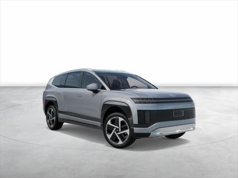 New 2026 Hyundai Ioniq 9 Limited image 2