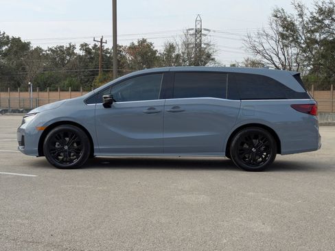 Used 2025 Honda Odyssey Sport-L image 7
