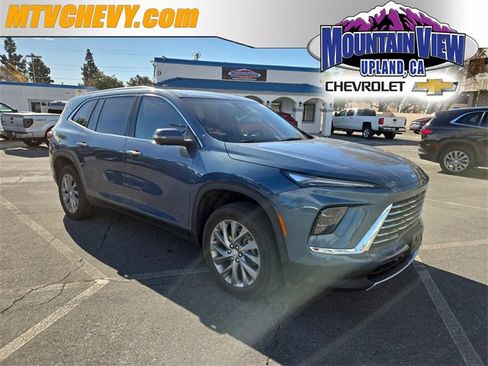 Used 2025 Buick Enclave Preferred image 1