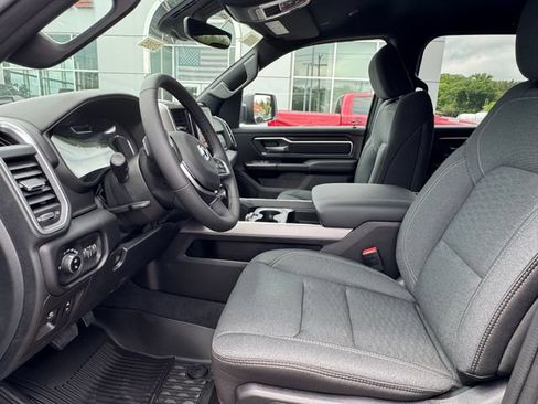 New 2026 RAM 1500 Big Horn AWD/4WD image 9