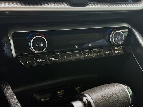 Used 2022 Kia K5 LXS image 18