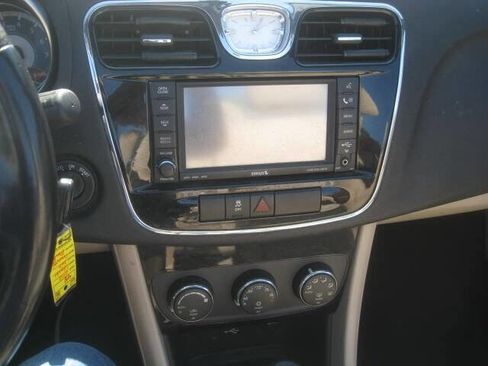 Used 2012 Chrysler 200 Touring image 24