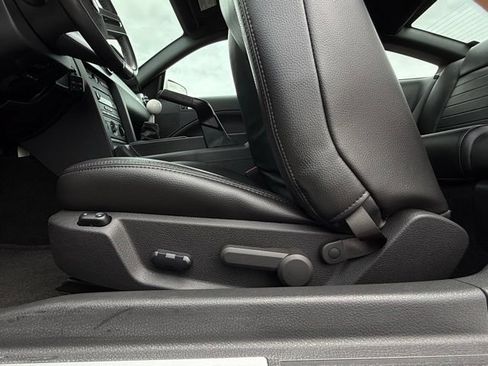 Used 2007 Ford Mustang GT RWD image 16