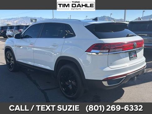 Used 2024 Volkswagen Atlas Cross Sport SE w/ Panoramic Sunroof Package AWD/4WD image 8