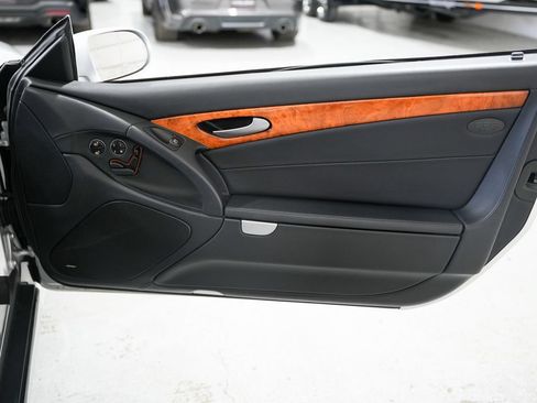 Used 2008 Mercedes-Benz SL 550 image 26