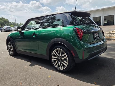 New 2026 MINI Cooper 2-Door Hardtop FWD image 5