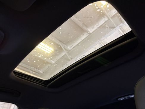 Used 2025 Chevrolet Trax RS w/ Sunroof Package FWD image 49