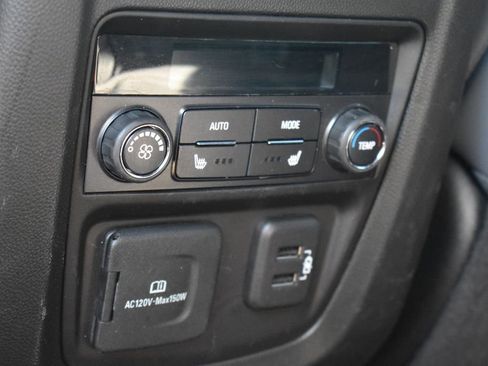 Used 2024 Buick Enclave Premium image 23