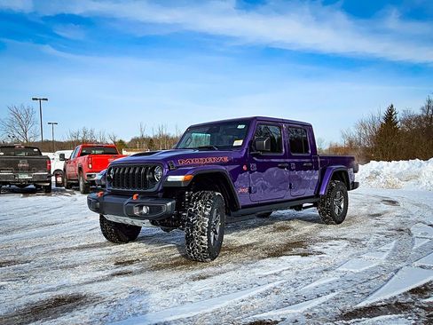 New 2026 Jeep Gladiator Mojave AWD/4WD image 9